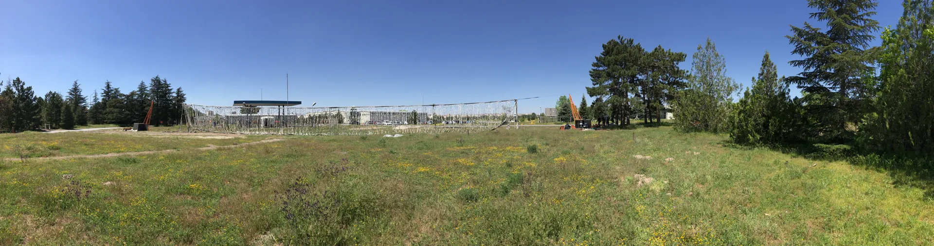Panoramic view of the runway end with the net barrier lowered